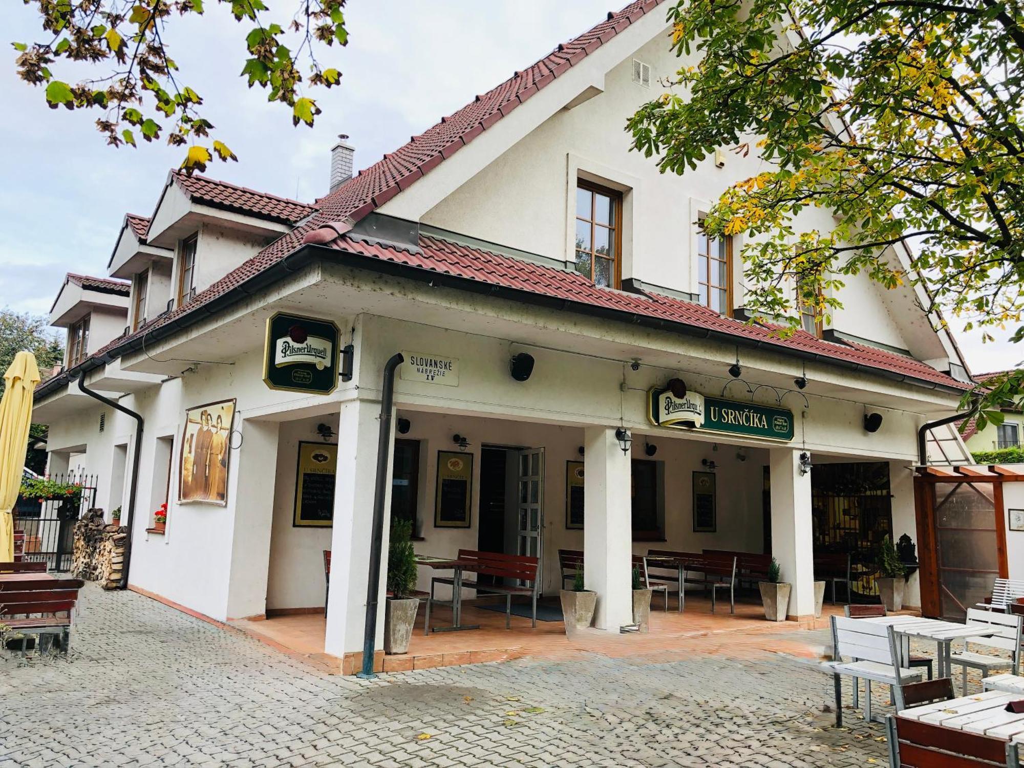 Penzion U Srncika Bratislava Exteriér fotografie